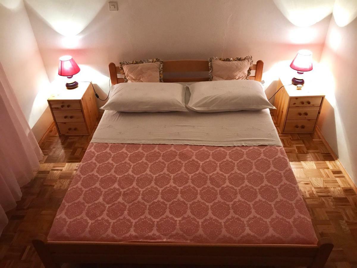 Apartment Vujcic Donji Okrug  ภายนอก รูปภาพ